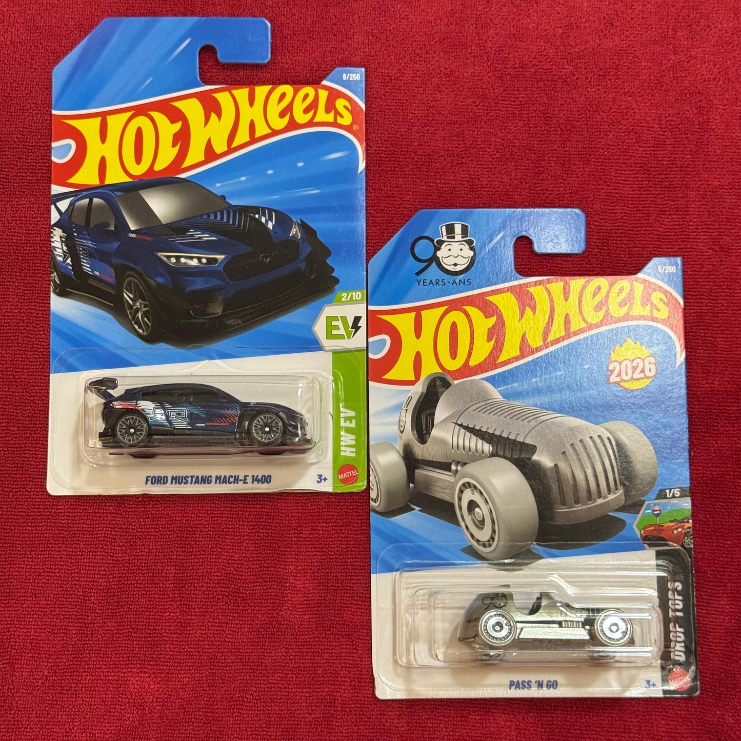 FORD MUSTANG MACH-E 1400 & PASS 'N GO (IMPORTED) | Hot Wheels 2026 Case A