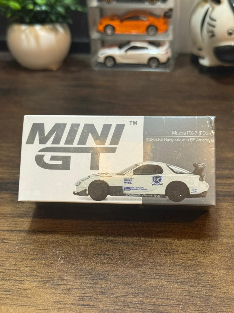 MINI GT MAZDA RX7 FD3S ITOSYOUKAI REIGOUKI WITH RE AMEMIYA