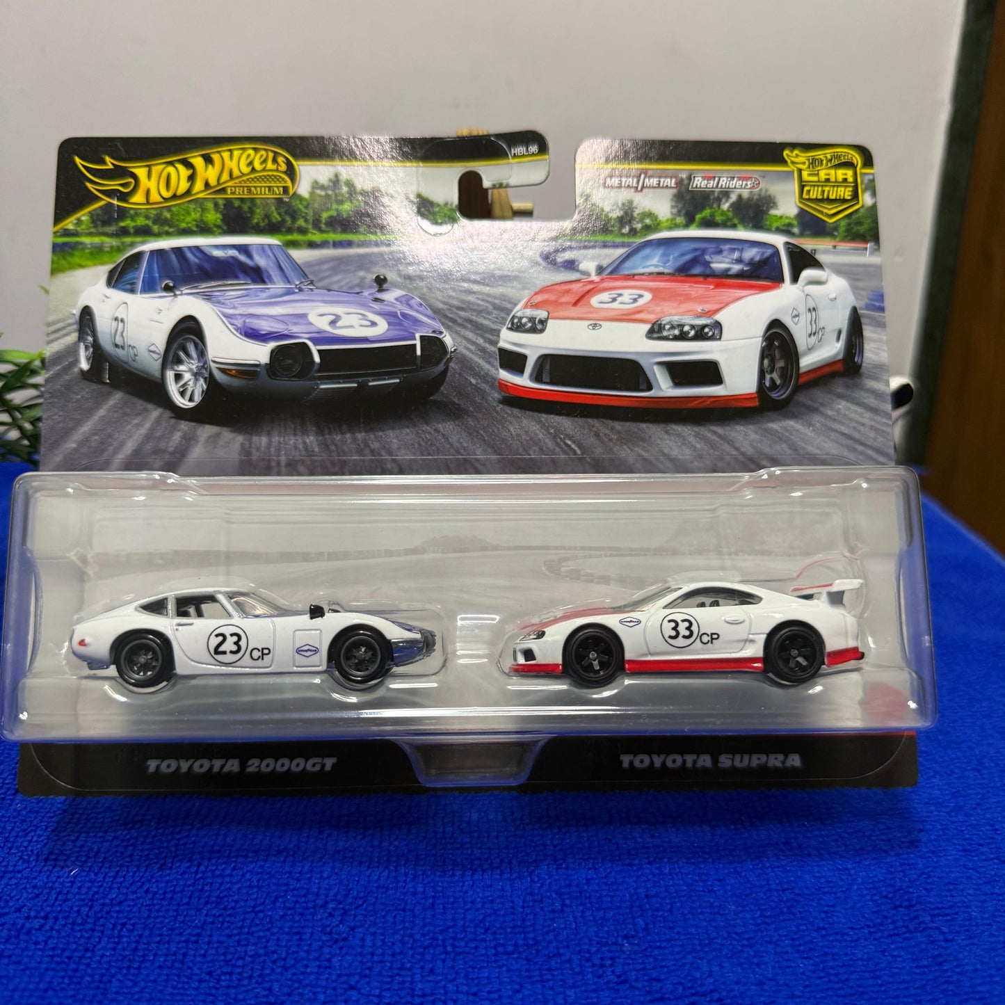 Toyota Supra - Toyota 2000GT | Car Culture | Hot Wheels Premium Imported